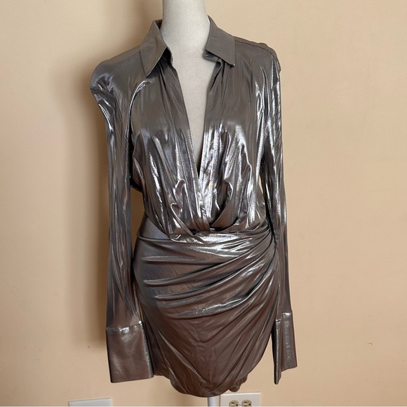 GAUGE81 Naha Metallic Mini Dress in Metallic Silver - Picture 5 of 14